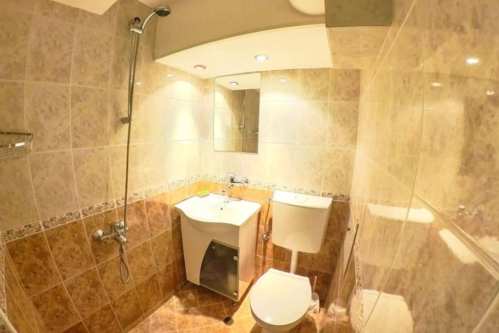 סופיה Studio With Courtyard Just Steps Away Vitosha Str מראה חיצוני תמונה