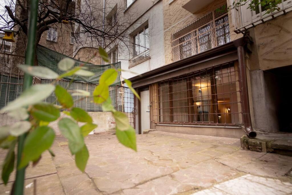 סופיה Studio With Courtyard Just Steps Away Vitosha Str מראה חיצוני תמונה